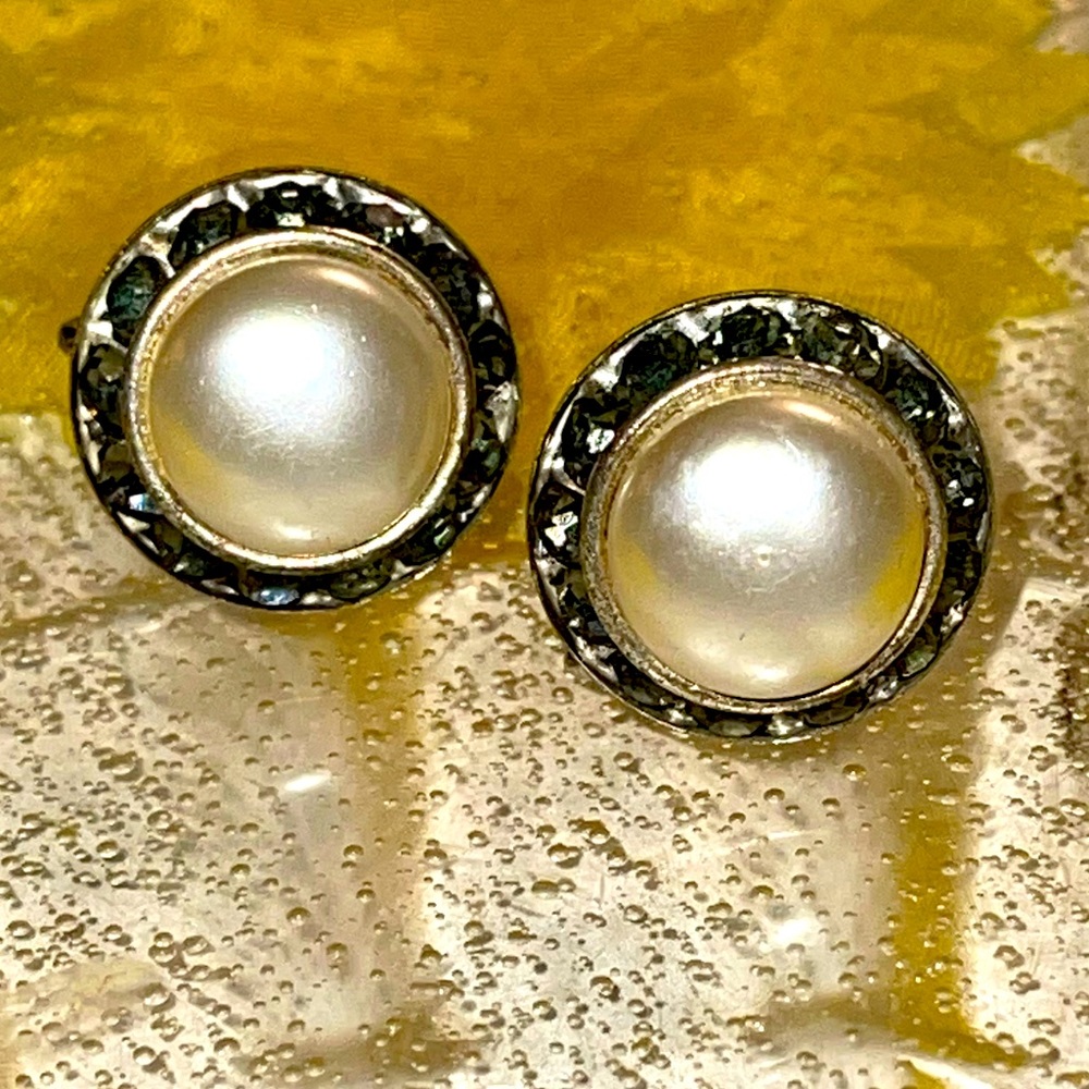 Vintage 40s/50s Classic earrings